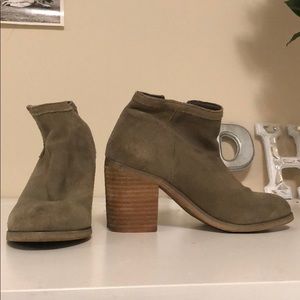 Urban Outfitters Shoes